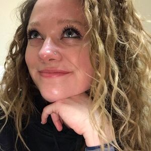 Meet your Posher, Kristen